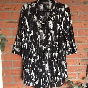 Lightweight tunic style button up shirt